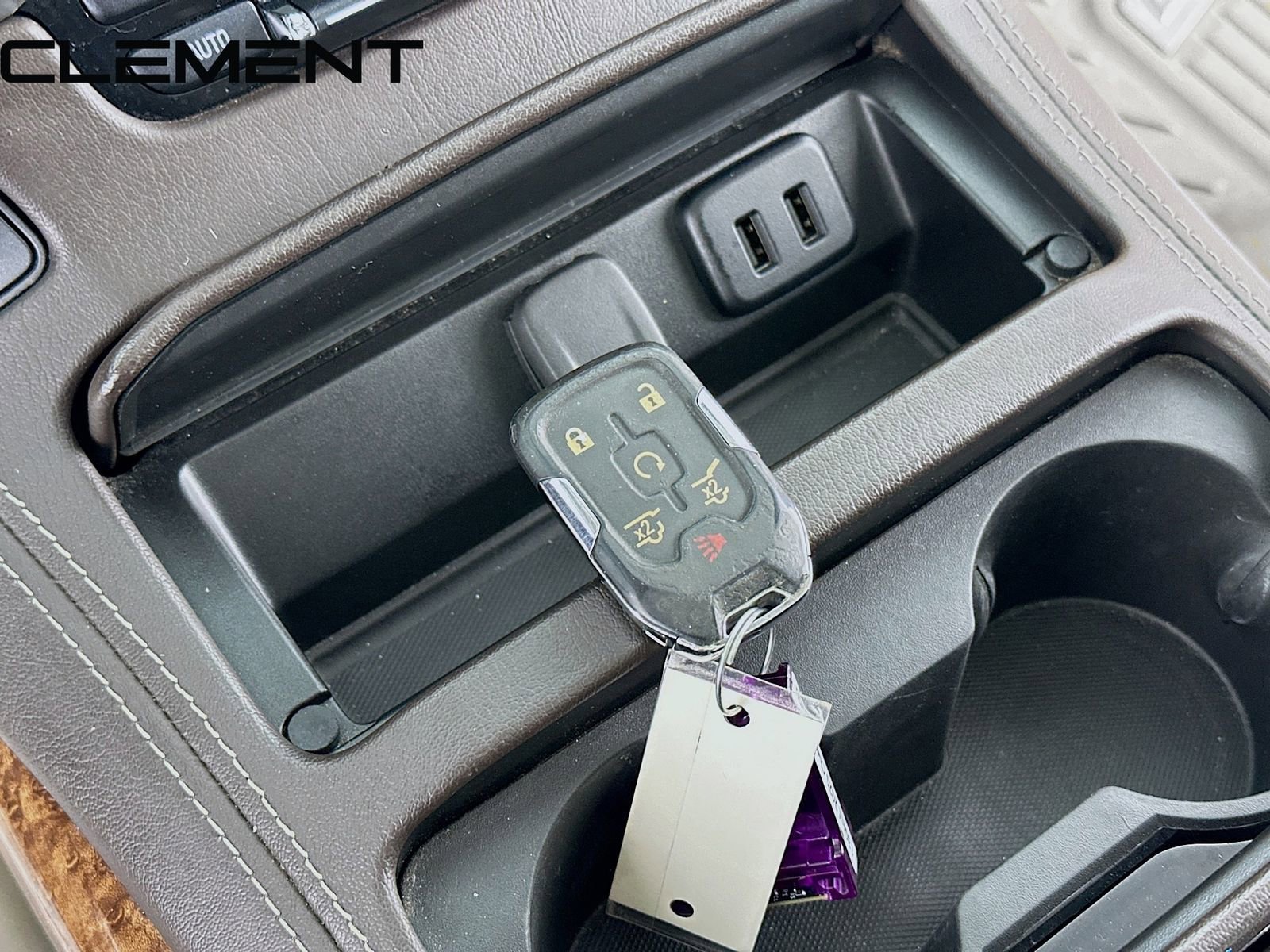 Used 2020 Chevrolet Suburban Premier image 24