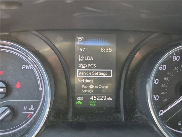 Used 2020 Toyota Camry LE FWD image 9