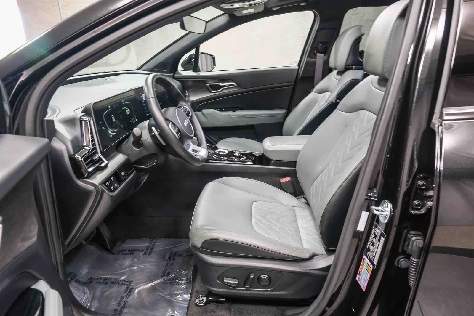 Used 2025 Kia Sportage X-Line AWD/4WD image 22