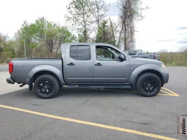 Used 2021 Nissan Frontier SV w/ Midnight Edition Floor Mats AWD/4WD image 7