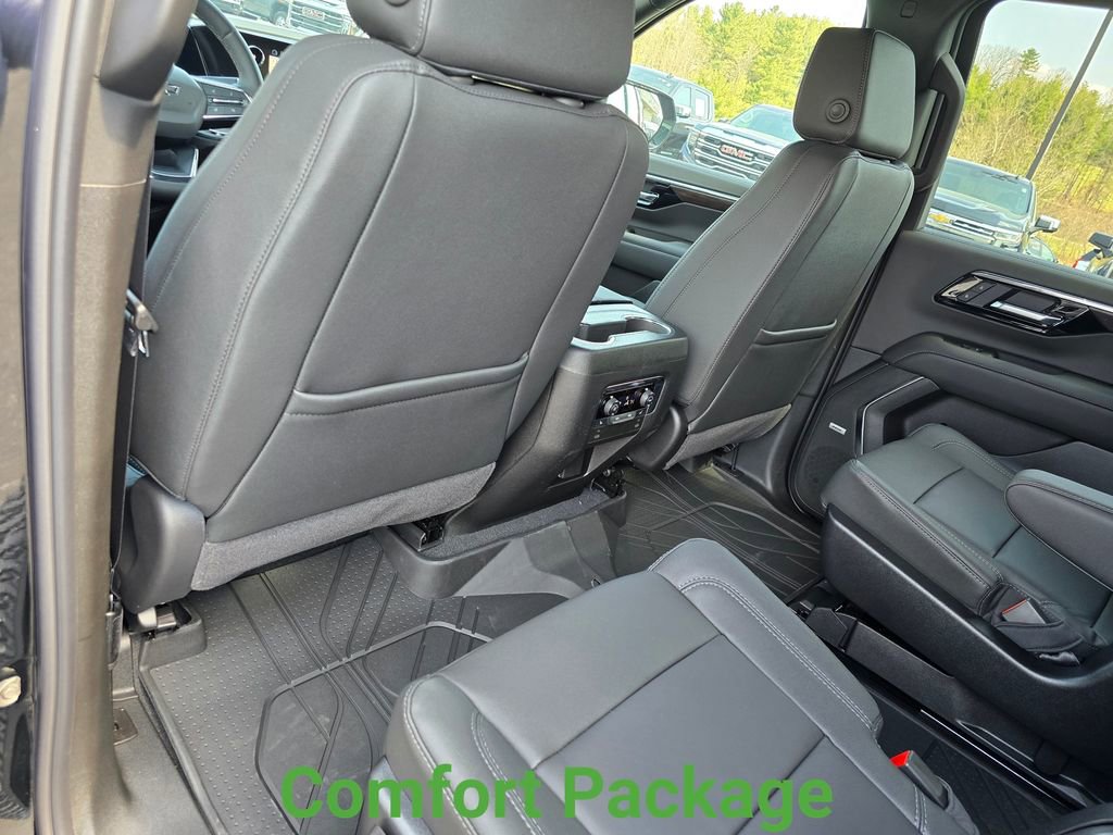 New 2026 Chevrolet Suburban Z71 w/ Comfort Package image 25