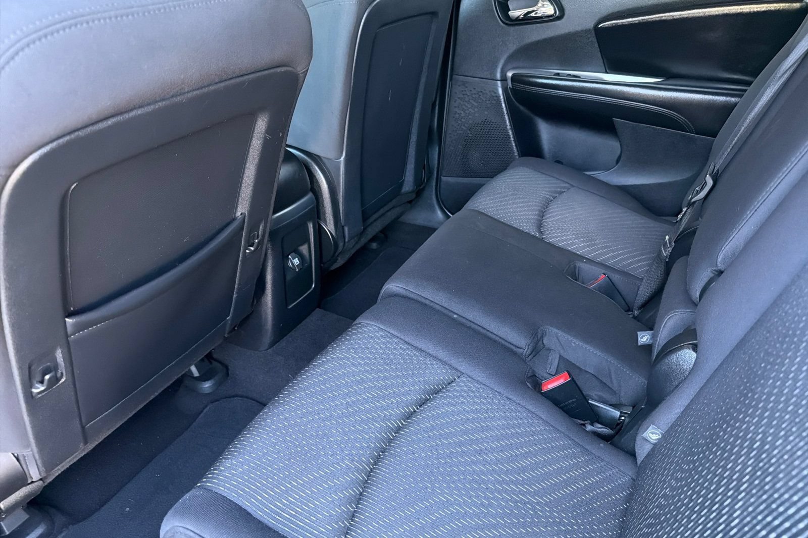 Used 2013 Dodge Journey SXT w/ Flexible Seating Group FWD image 13