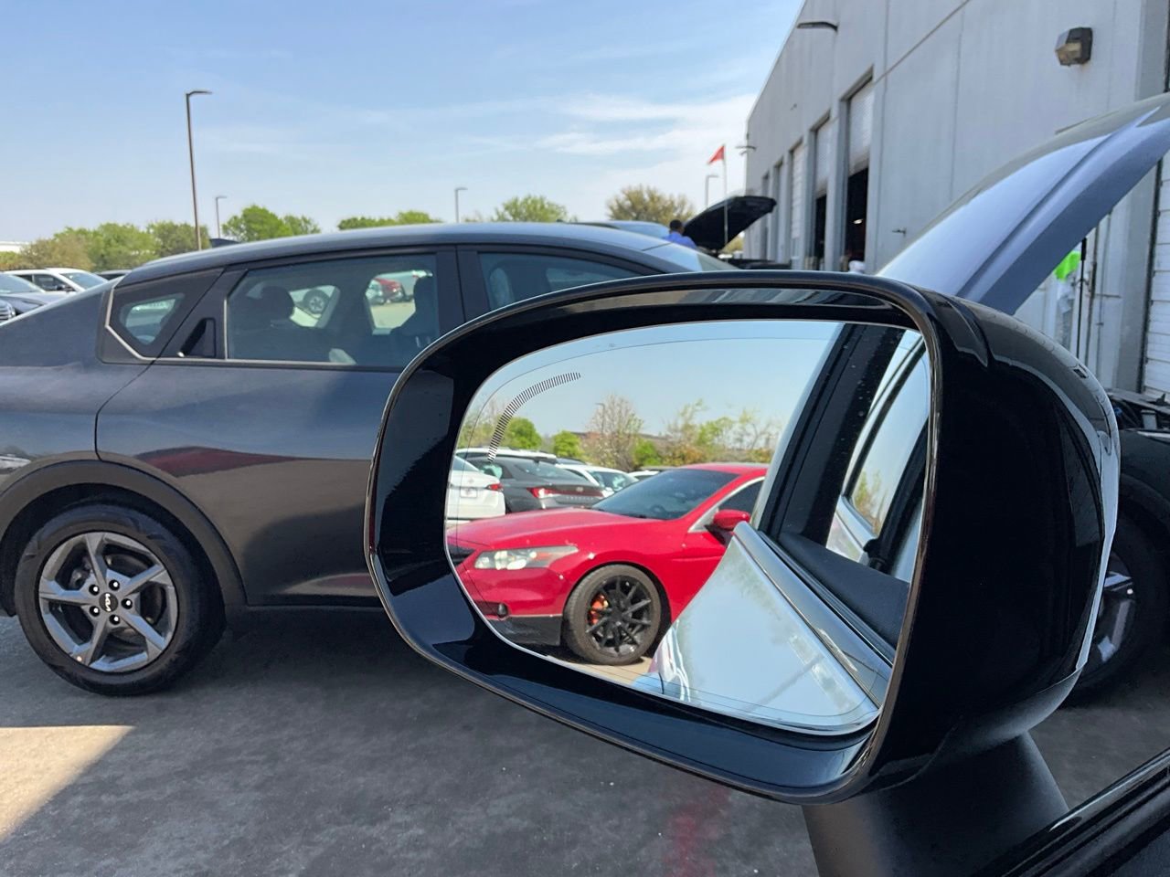 Used 2025 Volvo XC60 B5 Plus w/ Protection Package Premier image 20