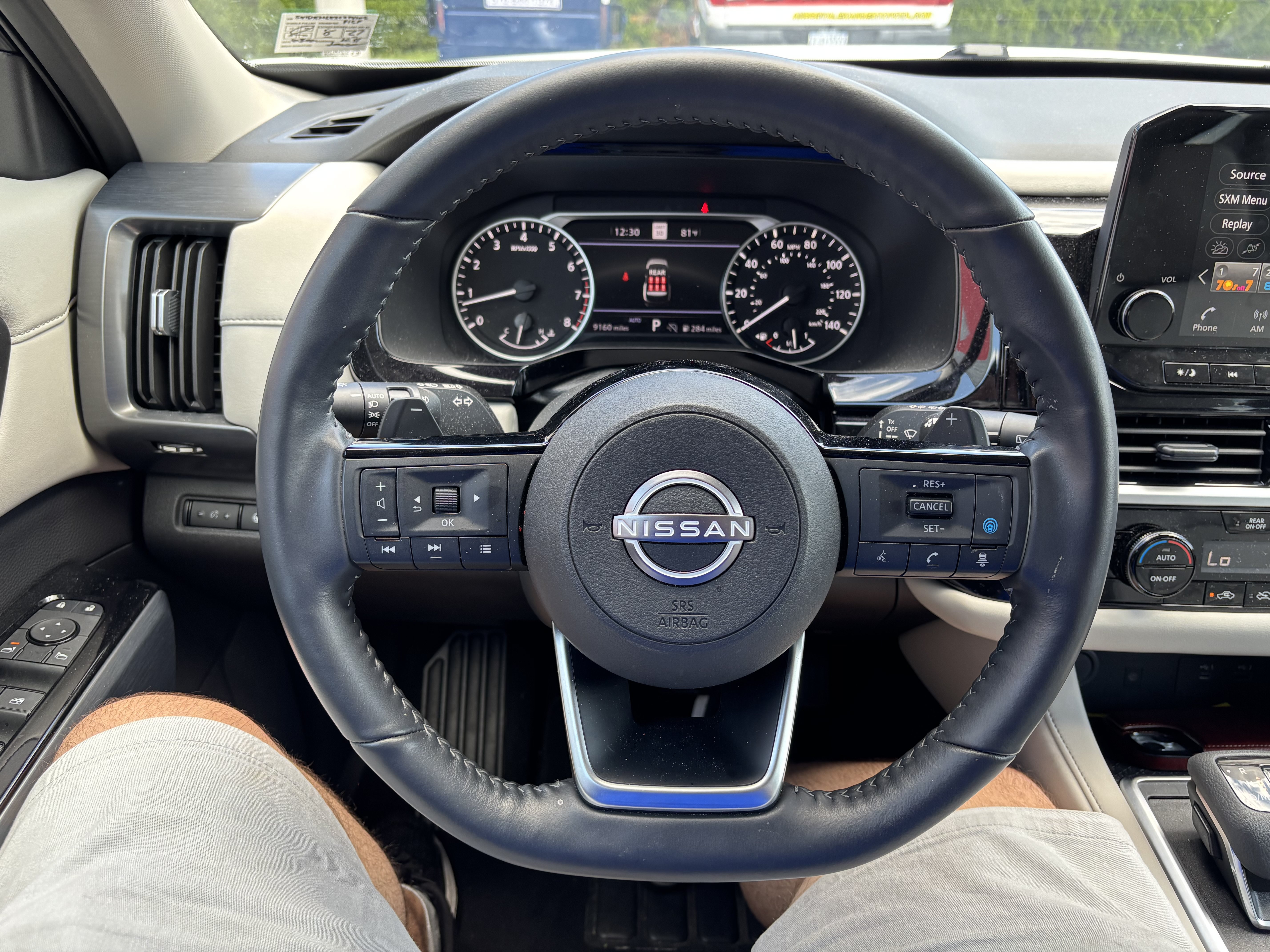 Used 2025 Nissan Pathfinder SL AWD/4WD image 19