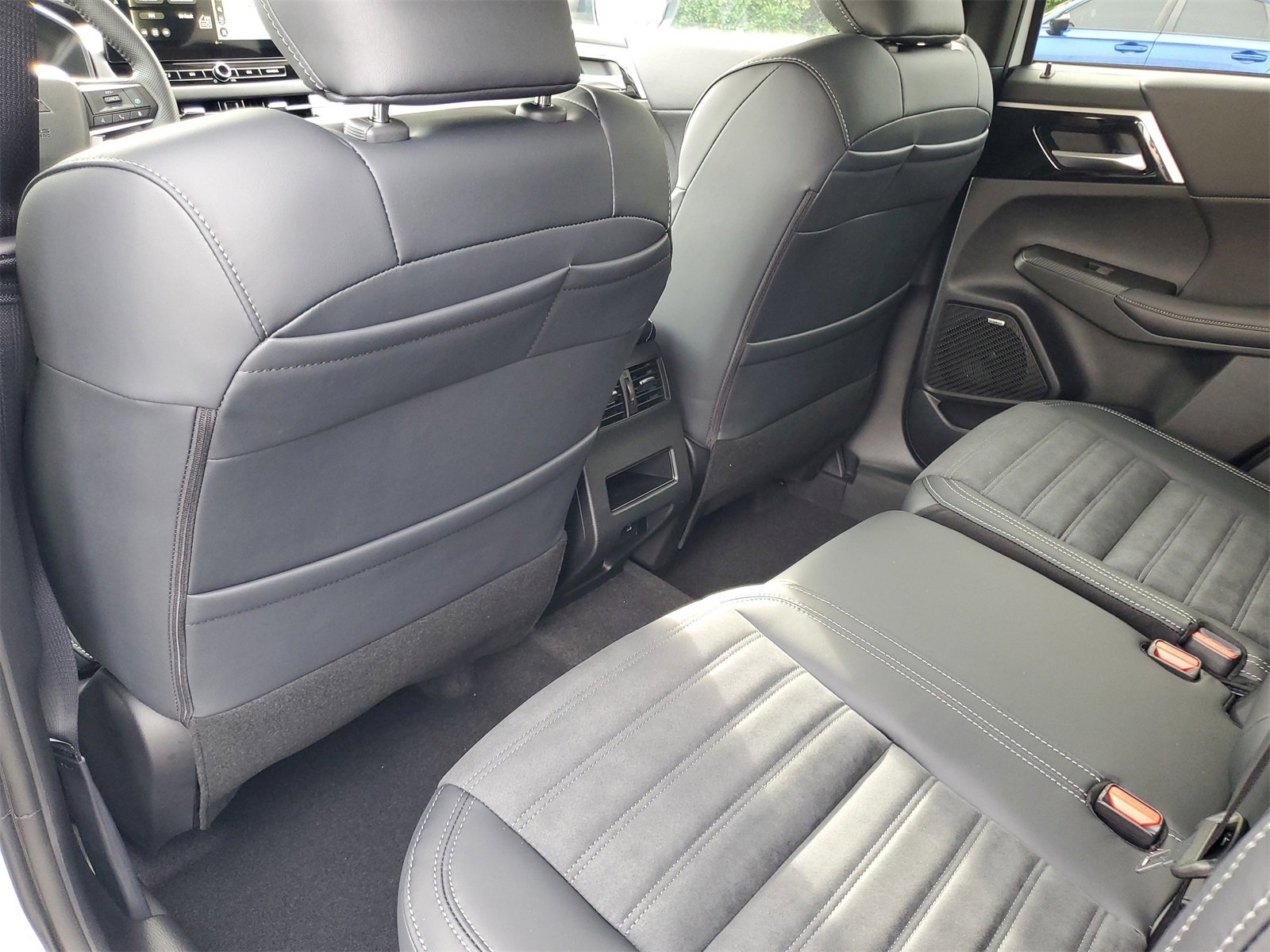 New 2026 Mitsubishi Outlander Trail Edition image 22