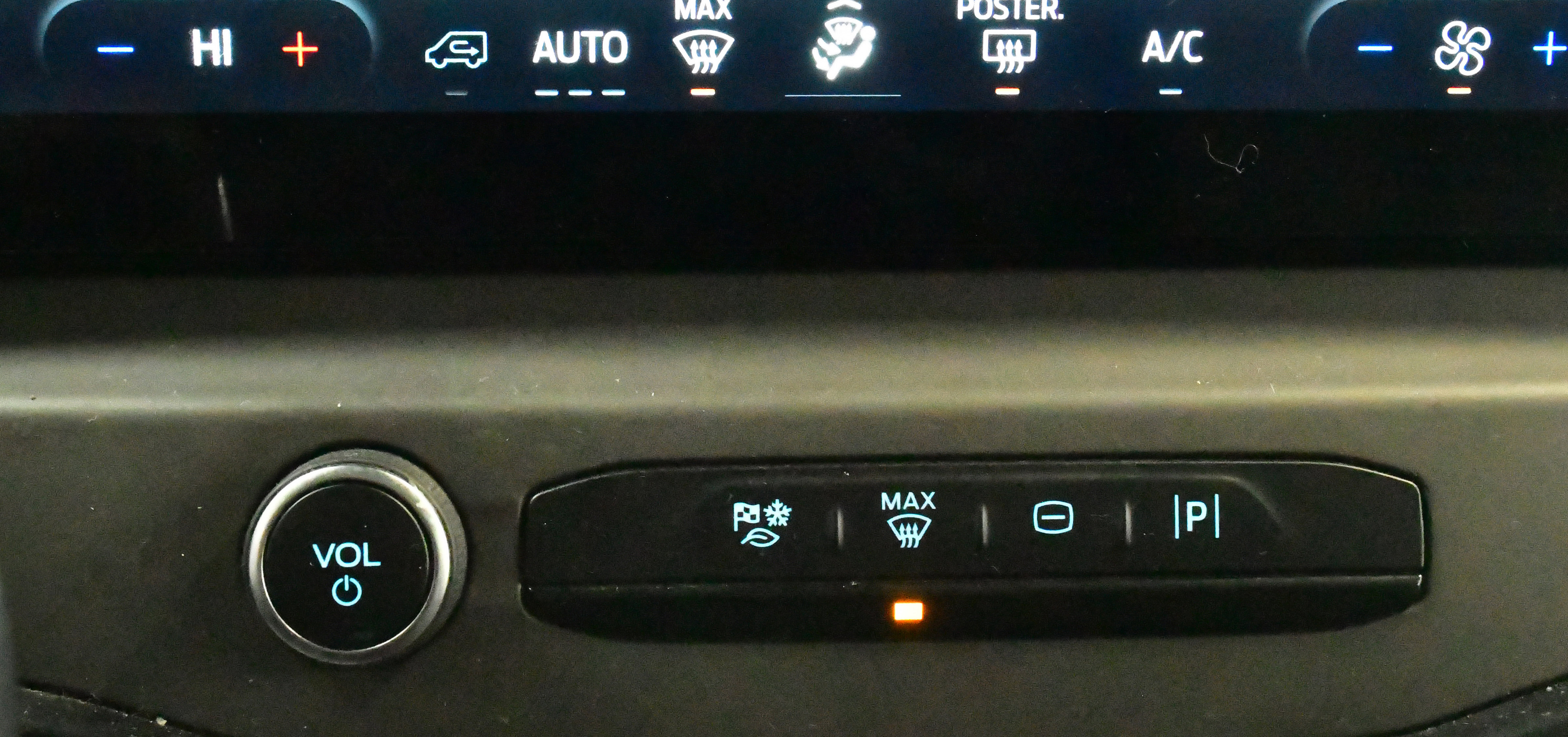 Used 2023 Ford Transit 350 XLT image 53