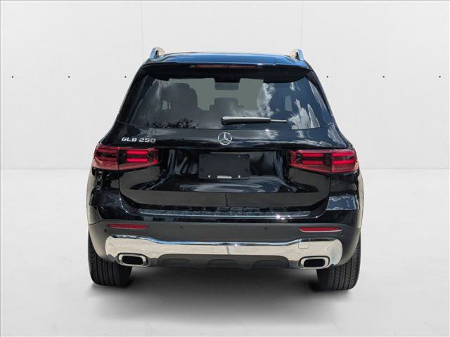 Used 2025 Mercedes-Benz GLB 250 image 7