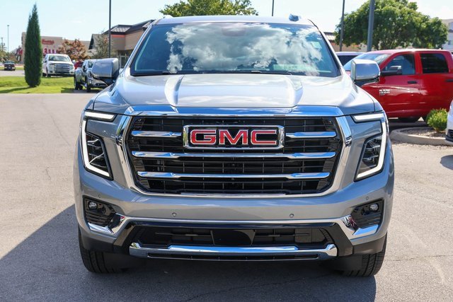 New 2026 GMC Yukon XL Elevation image 2