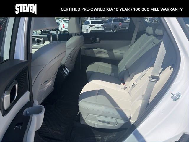 Certified 2025 Kia Sorento S w/ Panoramic Sunroof Package image 9