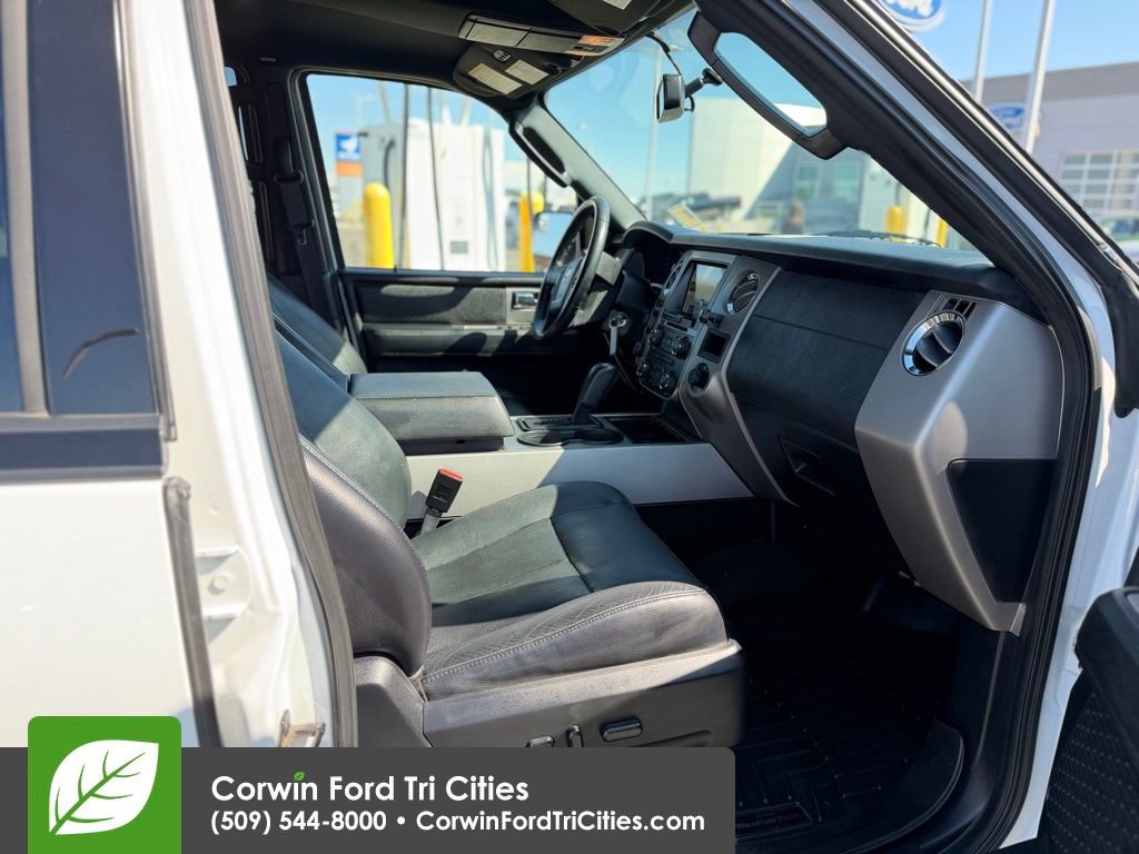 Used 2017 Ford Expedition EL XLT w/ Equipment Group 202A image 9