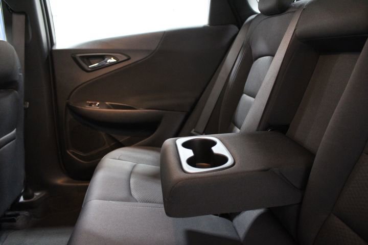 Used 2022 Chevrolet Malibu LT image 44