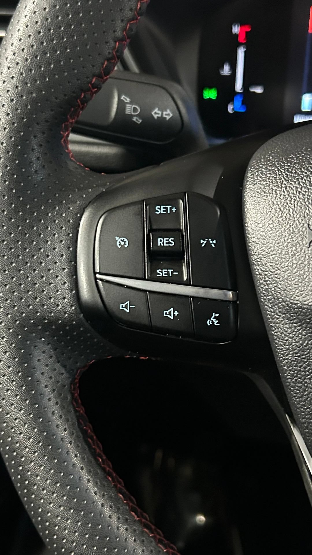 Used 2025 Ford Escape ST-Line AWD/4WD image 61