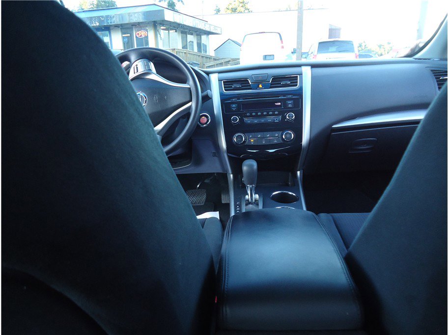 Used 2015 Nissan Altima 2.5 S w/ Power Driver Seat Package FWD image 17