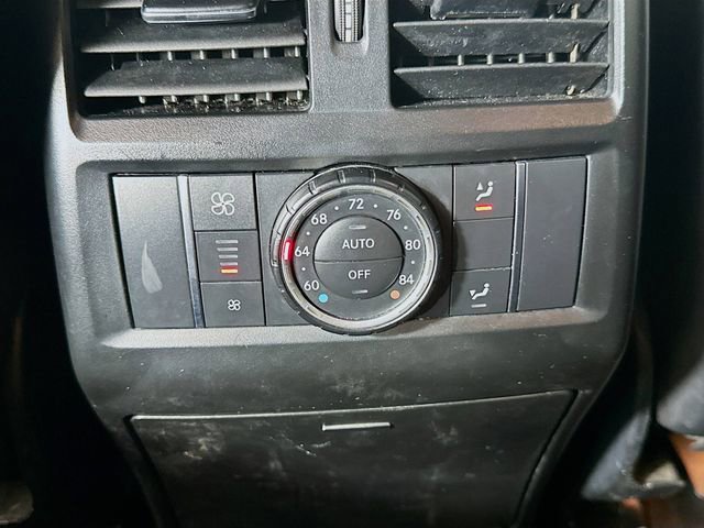 Used 2016 Mercedes-Benz GL 550 4MATIC image 28