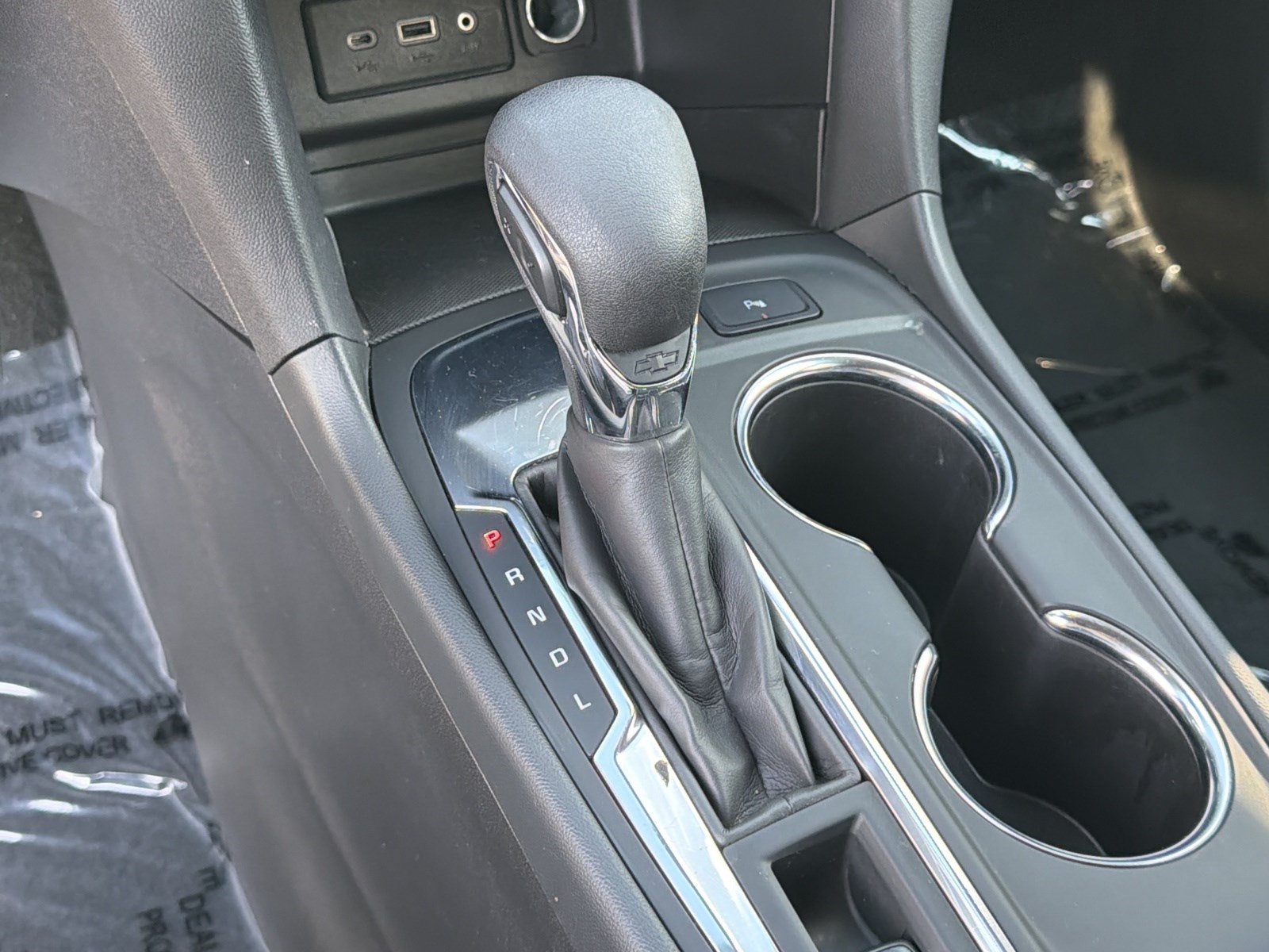 Used 2024 Chevrolet Equinox LT FWD image 32