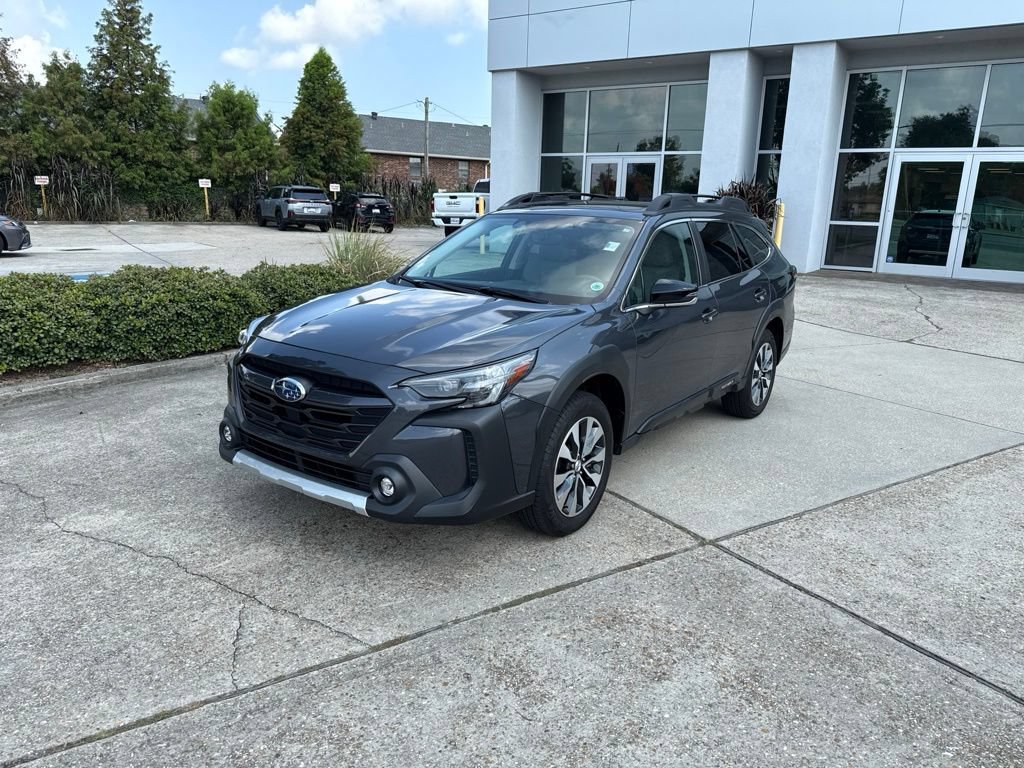 Used 2024 Subaru Outback Limited AWD/4WD image 3
