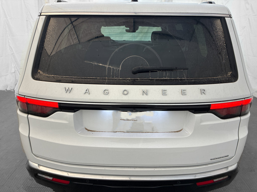 Used 2024 Jeep Wagoneer Series II w/ Convenience Group I AWD/4WD image 6