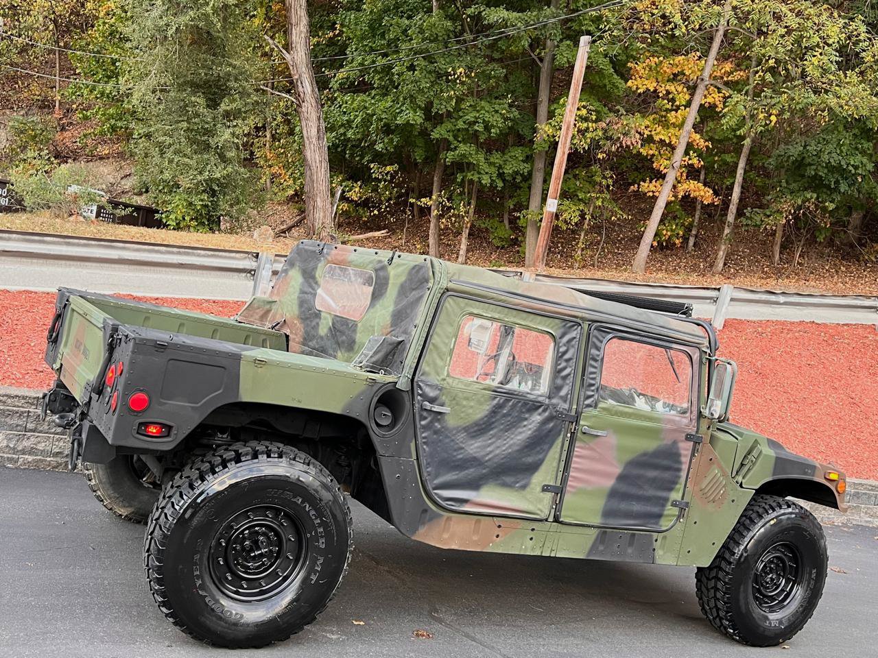 Used 2006 HUMMER H1 image 4