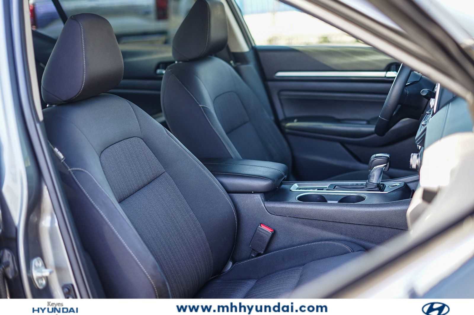 Used 2019 Nissan Altima 2.5 SV FWD image 17