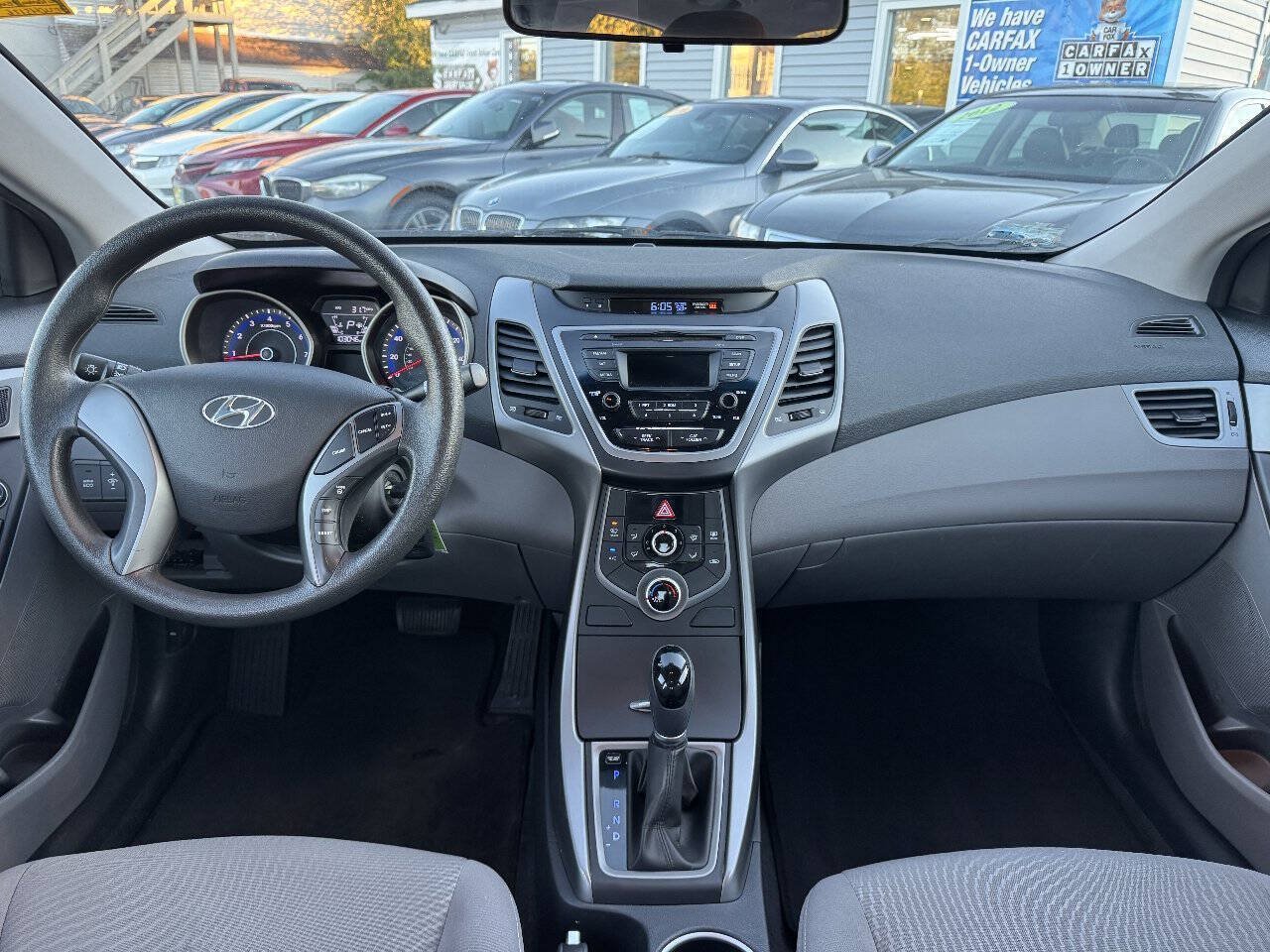 Used 2014 Hyundai Elantra SE FWD image 15