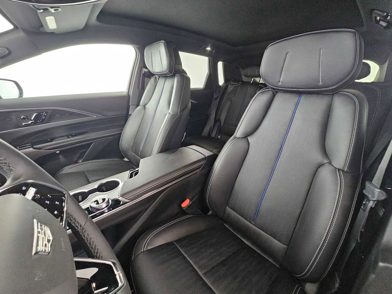 New 2026 Cadillac Lyriq Luxury image 21