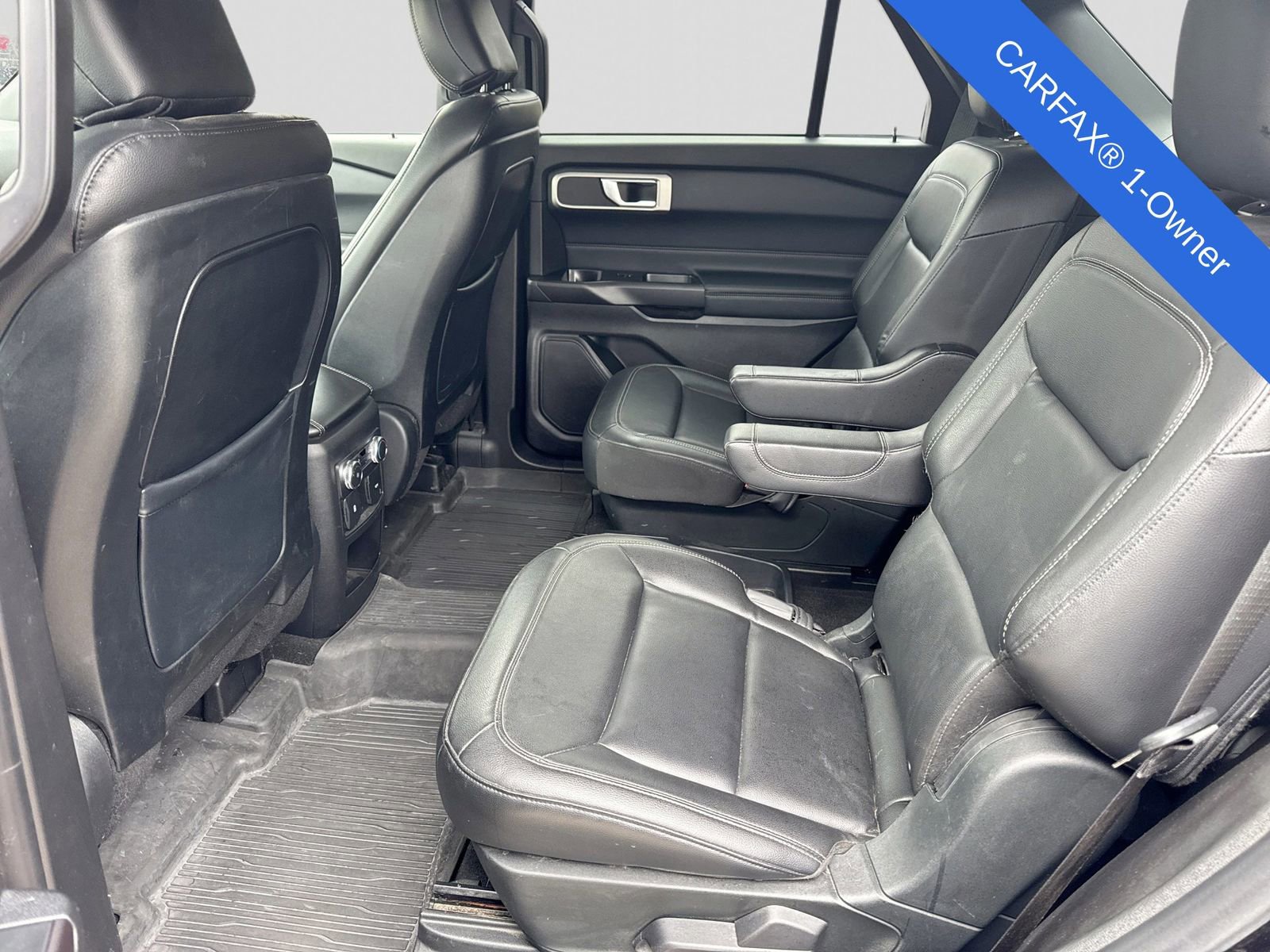 Used 2020 Ford Explorer XLT w/ Equipment Group 202A AWD/4WD image 23