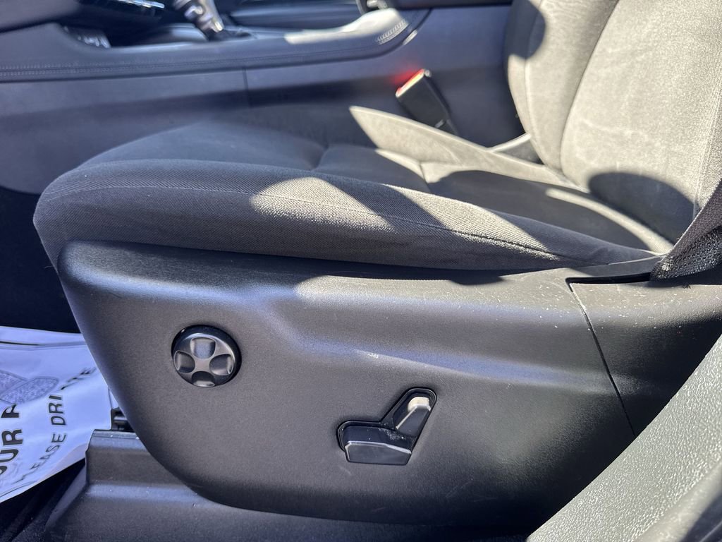 Used 2023 Dodge Durango SXT image 12