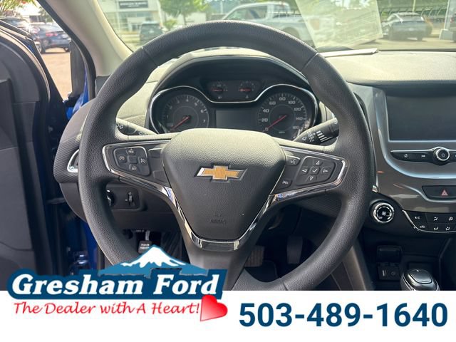 Used 2017 Chevrolet Cruze LT FWD image 19