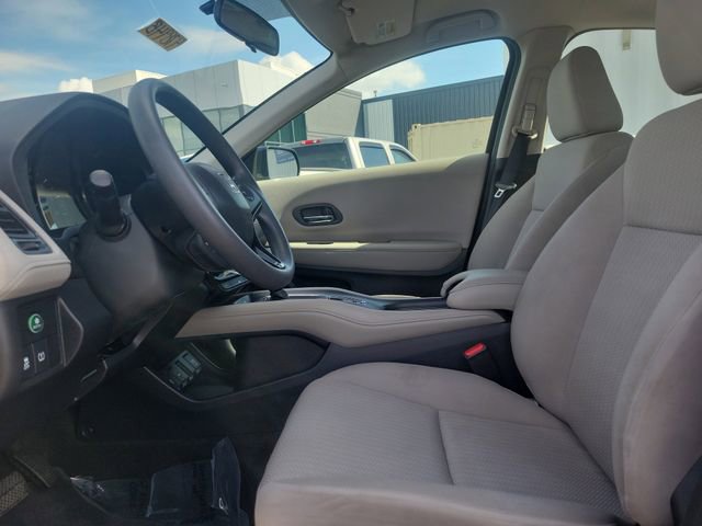 Used 2017 Honda HR-V LX image 18