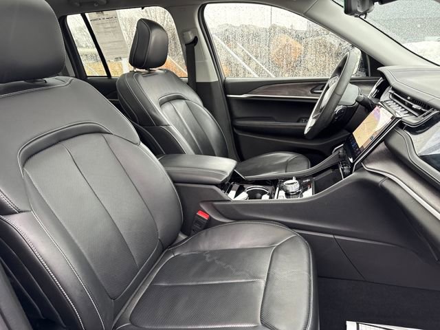 Used 2022 Jeep Grand Cherokee Limited 4xe w/ Luxury Tech Group II image 10