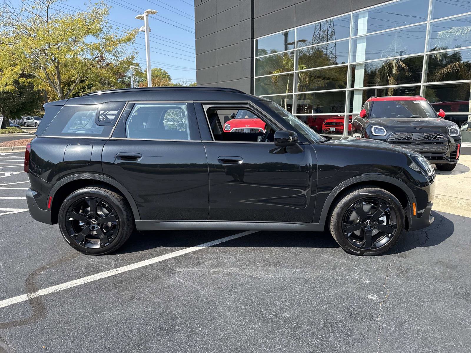 Certified 2025 MINI Cooper Countryman S AWD/4WD image 4