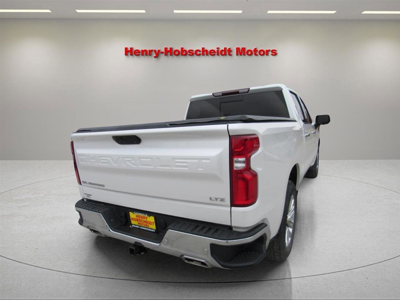 Used 2022 Chevrolet Silverado 1500 LTZ AWD/4WD image 12