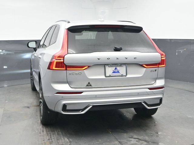 Used 2023 Volvo XC60 B5 Plus w/ Protection Package Premier image 7