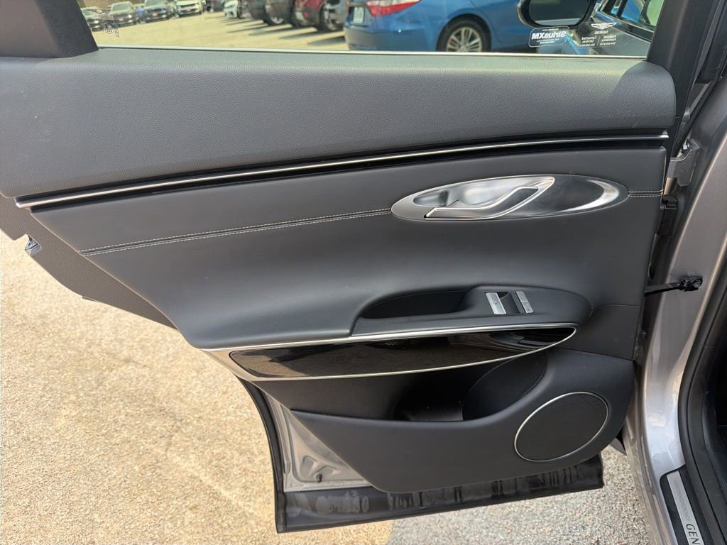 Used 2025 Genesis GV70 2.5T image 23