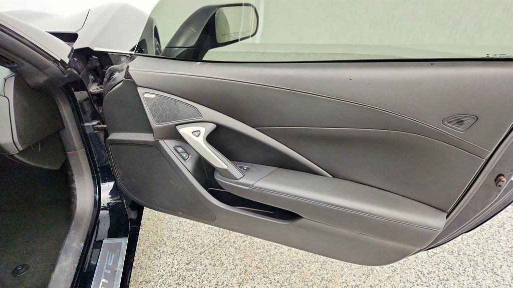 Used 2017 Chevrolet Corvette Stingray Coupe w/ Carbon Flash Badge Package image 22