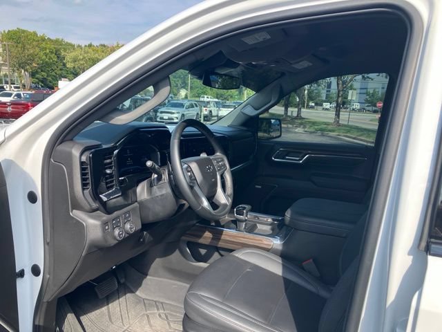 Used 2024 Chevrolet Silverado 1500 RST w/ Convenience Package II AWD/4WD image 10