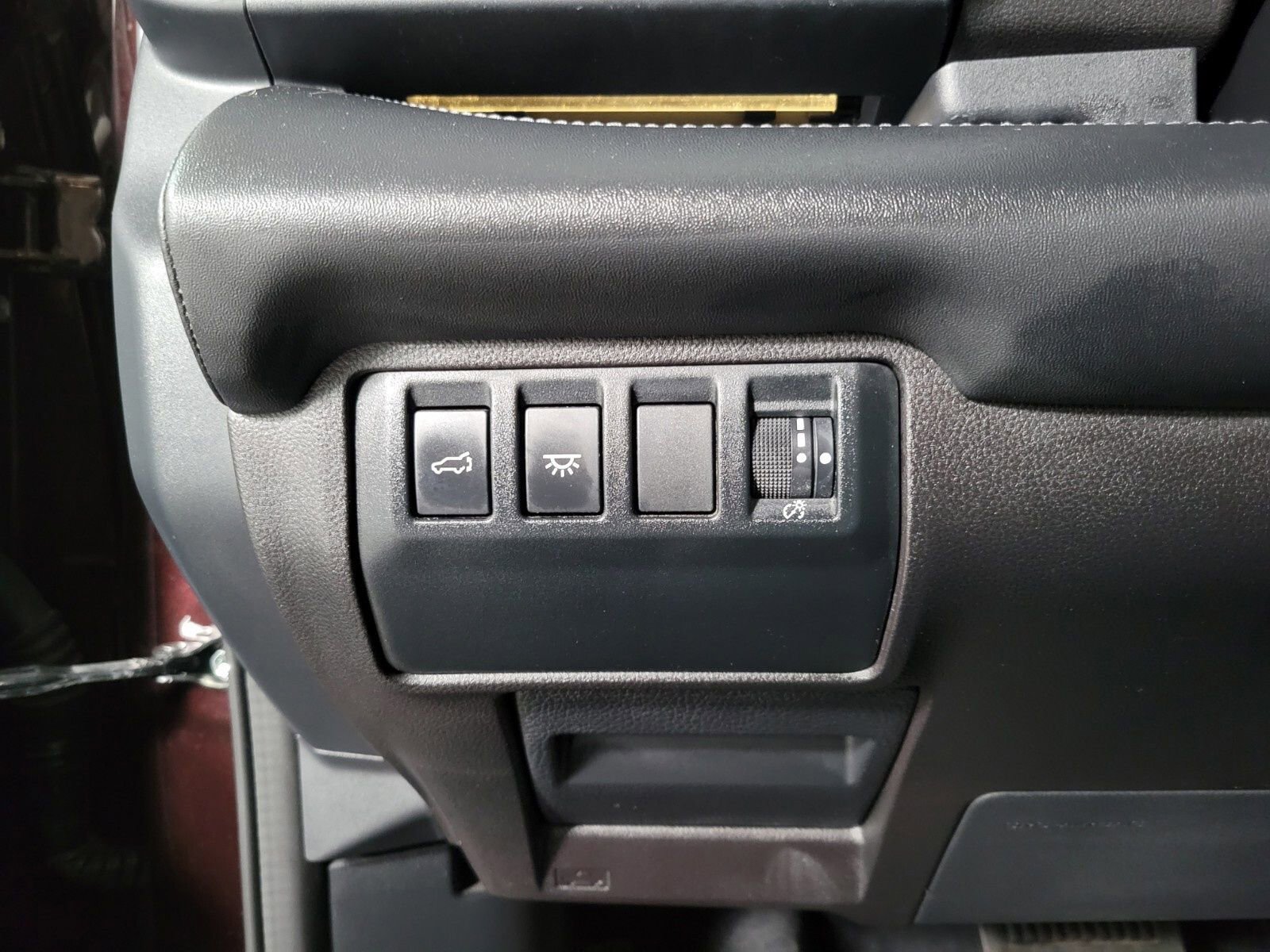 Used 2023 Subaru Ascent Touring image 32