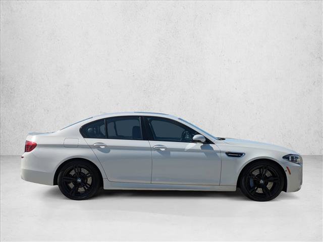 Used 2016 BMW M5 RWD image 4