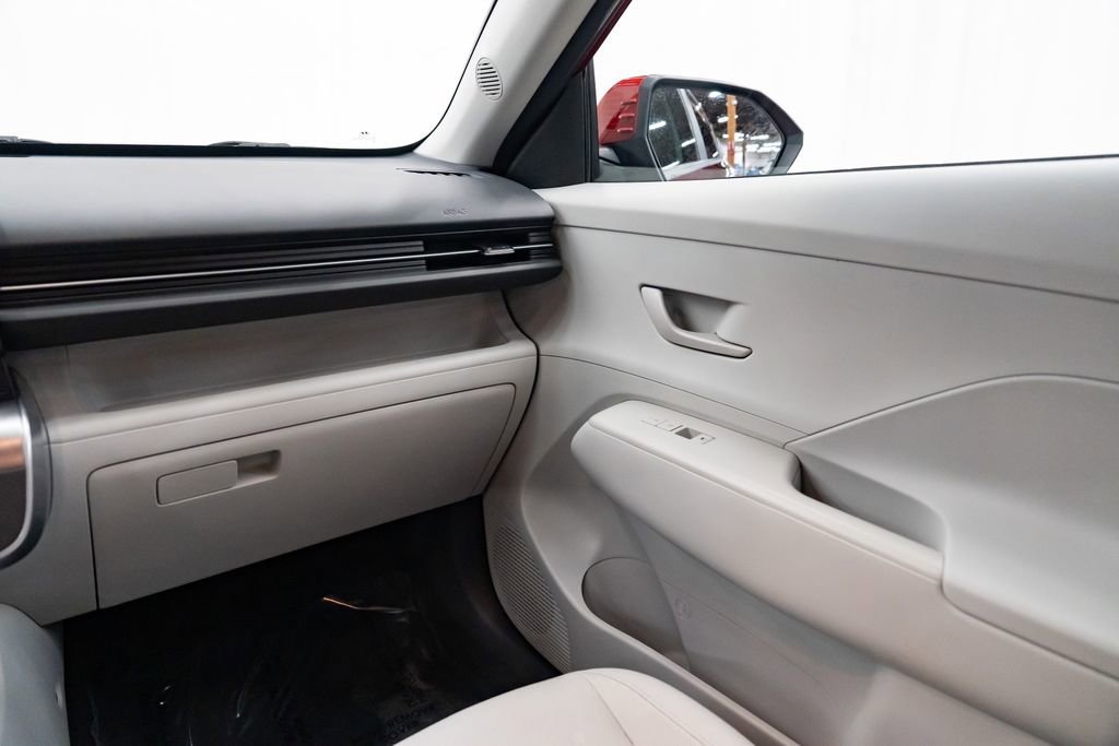 Used 2024 Hyundai Kona SEL image 10