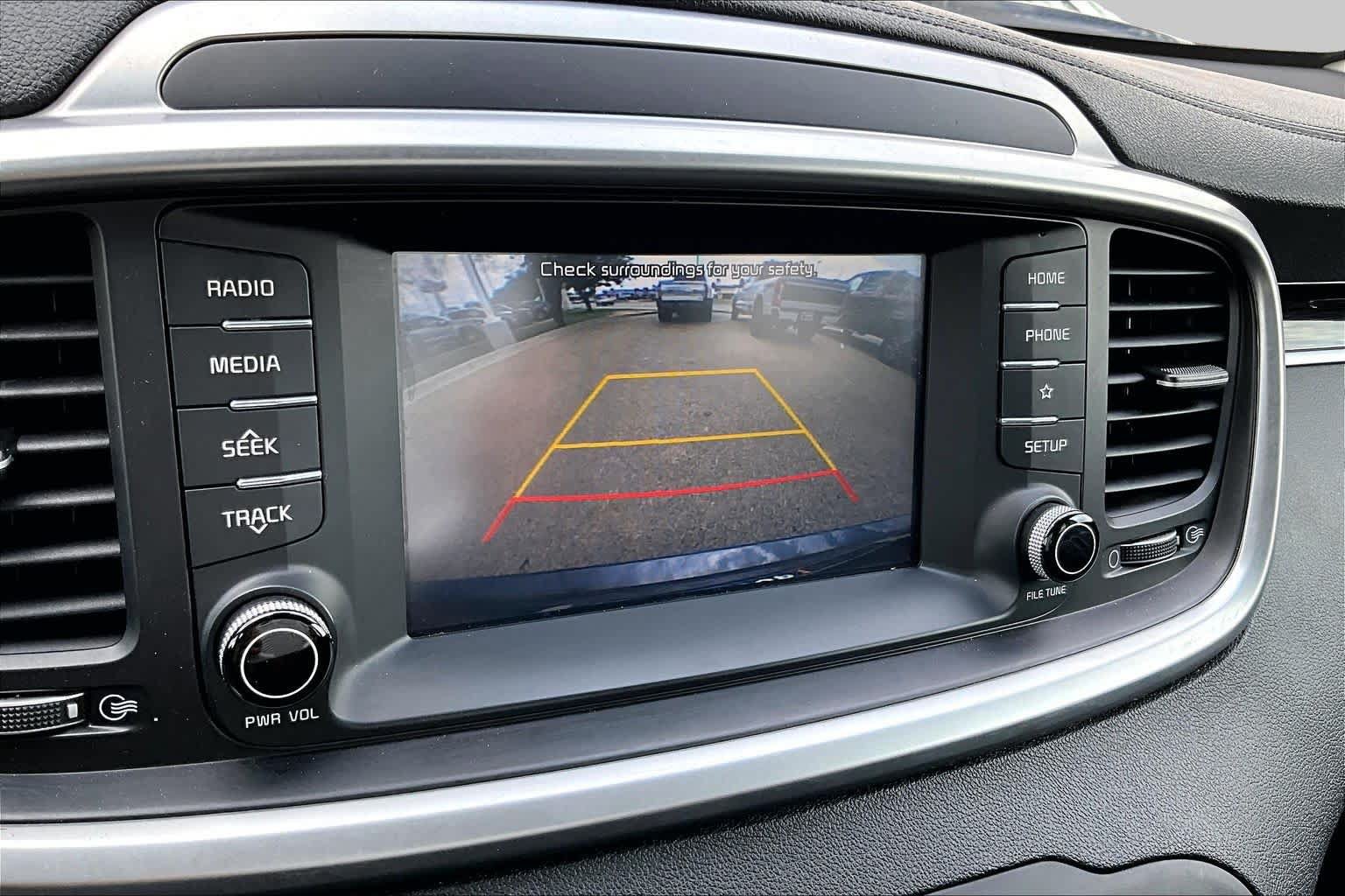 Used 2019 Kia Sorento S AWD/4WD image 27