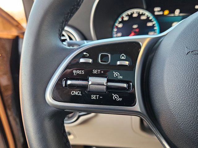 Used 2022 Mercedes-Benz GLC 300 image 24