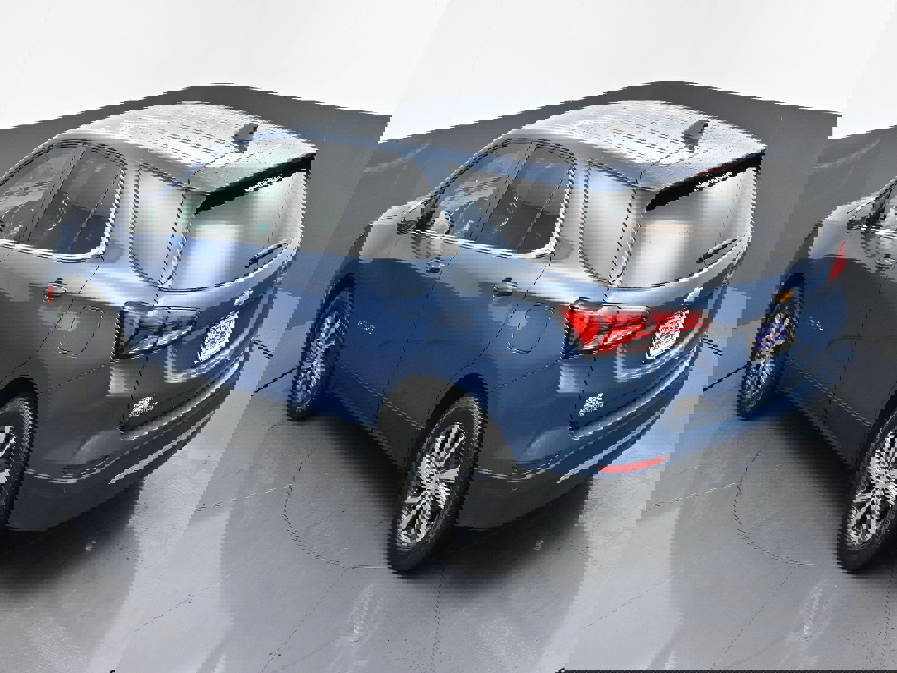 Used 2024 Chevrolet Equinox LT image 44