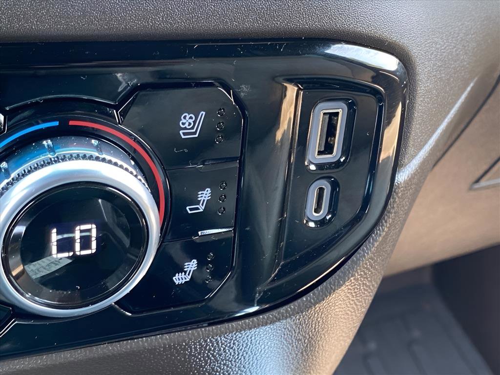 Used 2023 GMC Sierra 1500 SLT w/ SLT Premium Package image 12