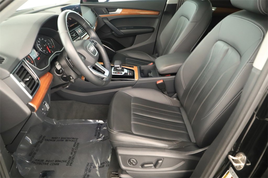 Certified 2023 Audi Q5 2.0T Premium w/ Convenience Package image 24