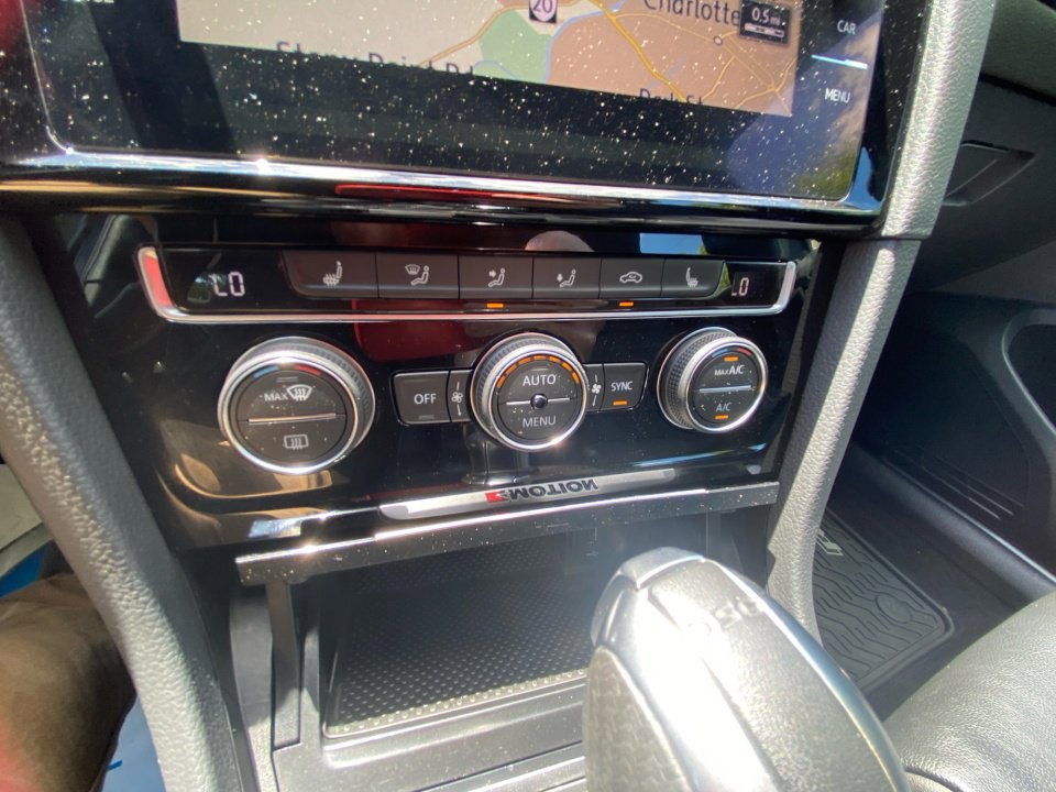 Used 2018 Volkswagen Golf R 4-Door AWD/4WD image 22