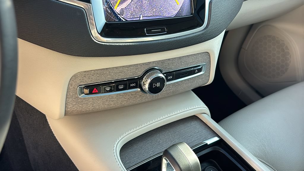 Certified 2023 Volvo XC90 B6 Plus w/ Protection Package Premier AWD/4WD image 20
