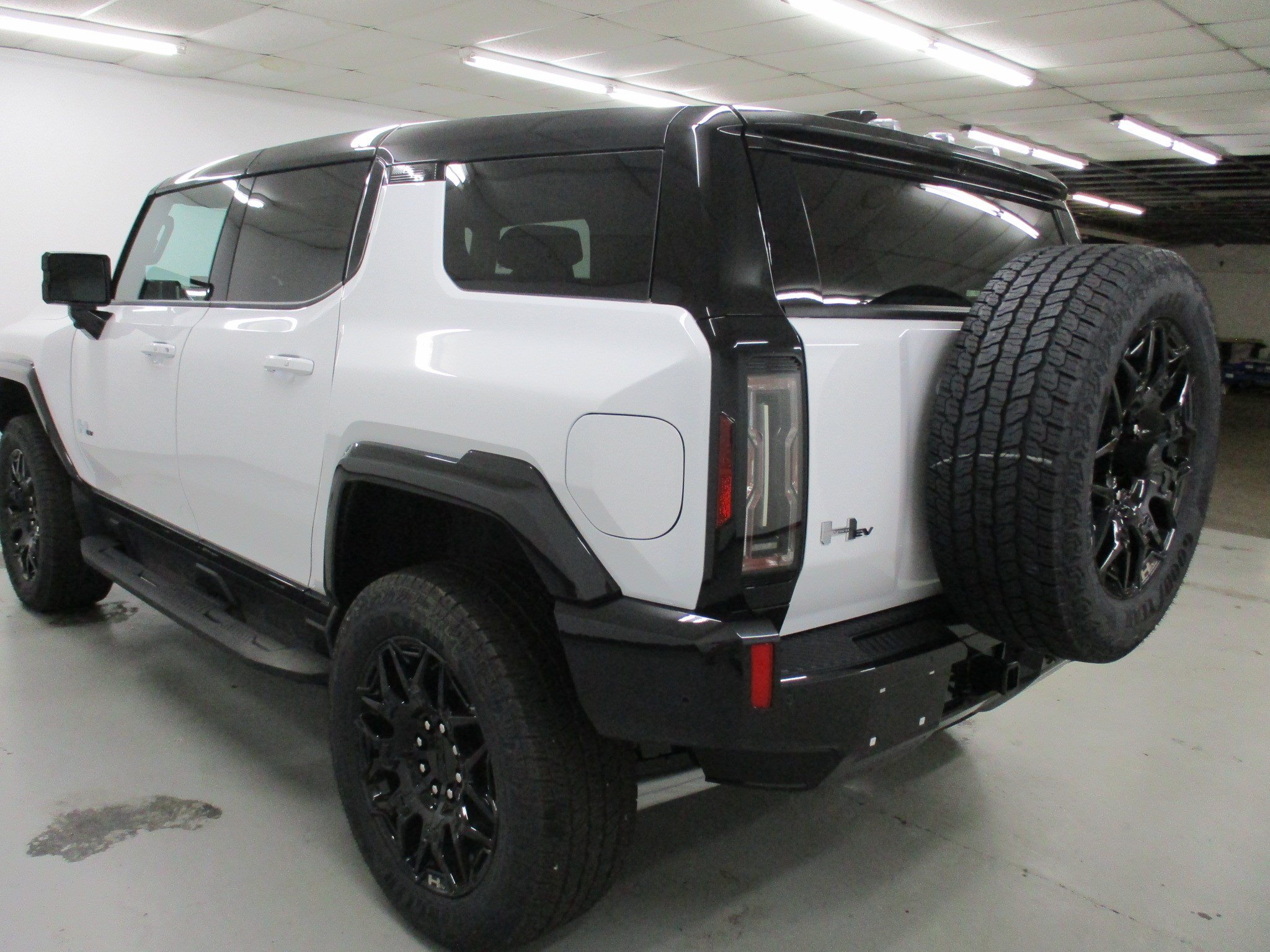 New 2026 GMC Hummer EV SUV AWD/4WD image 7