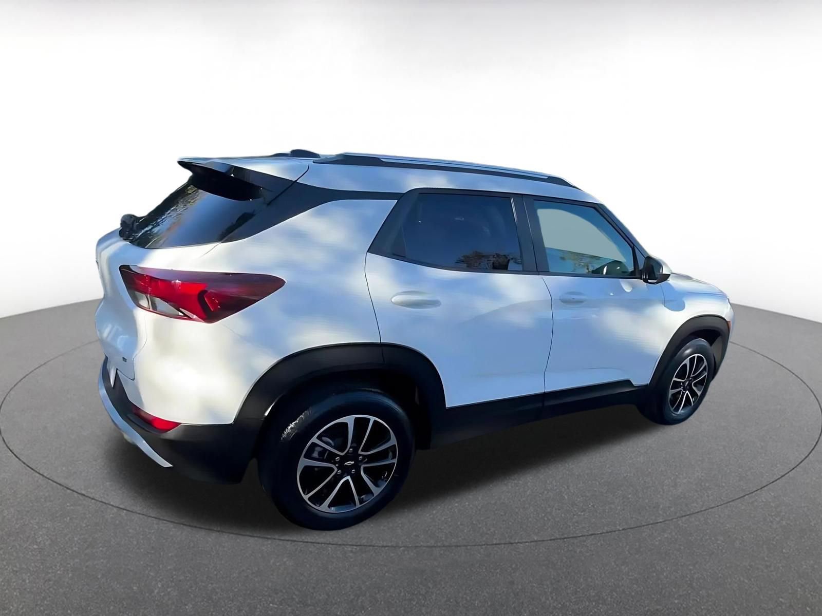 Used 2025 Chevrolet TrailBlazer LT image 15