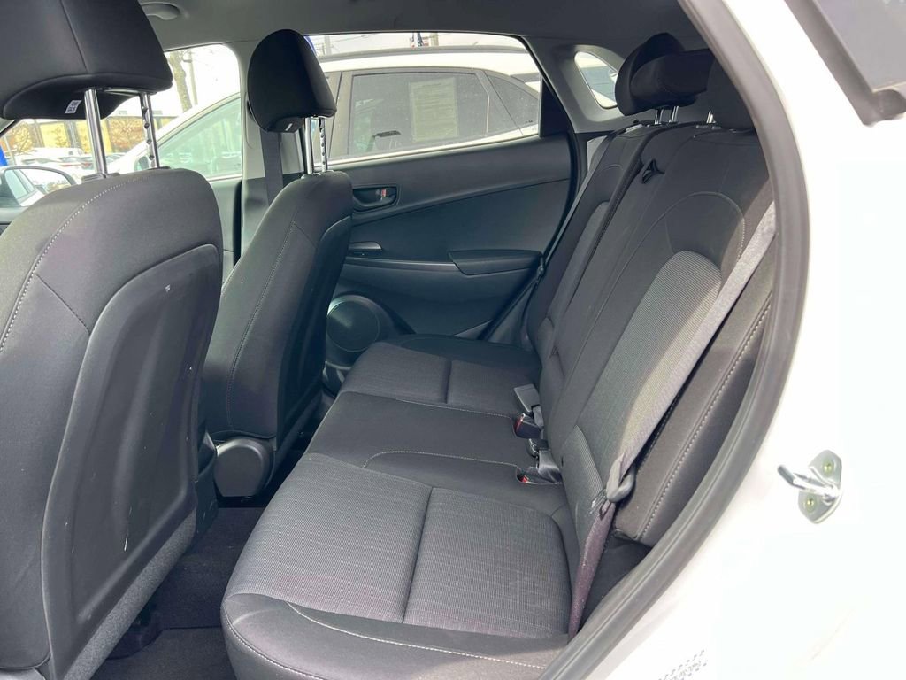 Used 2023 Hyundai Kona SEL w/ Cargo Package image 11