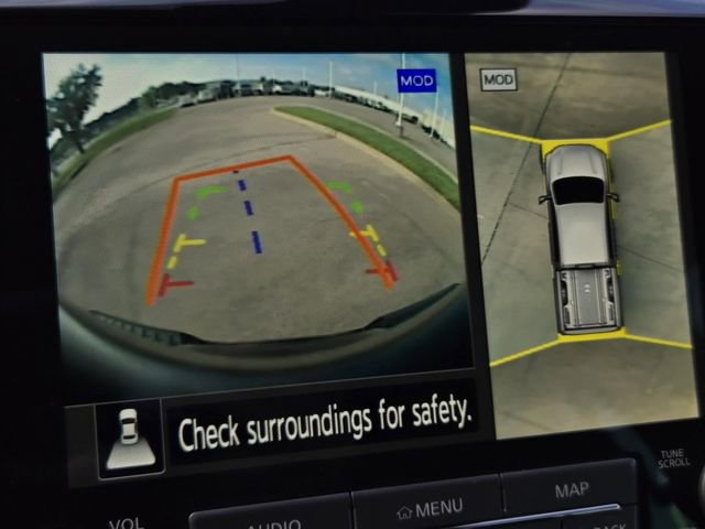 Used 2024 Nissan Titan PRO-4X w/ Pro-4x Convenience Package image 22